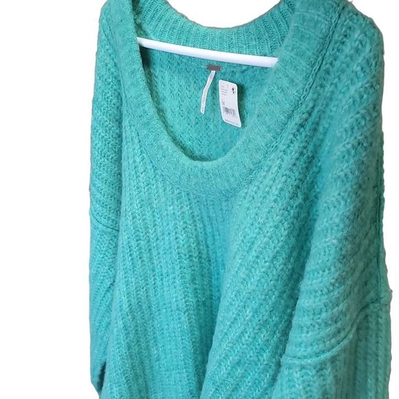 Free People Blue Bell Scoop Neck Oversized Slouchy Electric Teal Sweater NWT - Picture 9 of 15